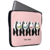 Vier Pandas mit Brille Laptopschutzhülle (Vorne Rechts)