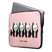 Vier Pandas mit Brille Laptopschutzhülle (Vorderseite Links)