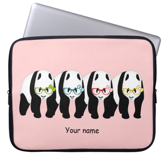 Vier Pandas mit Brille Laptopschutzhülle (Vorderseite)