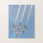 Vier Thunderbirds F-16 fliegen in nahe Bildung Puzzle (Vertikal)