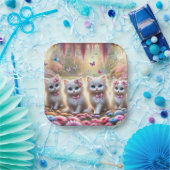 Vier weiße Kätzchen mit Blume und Schmetterlingen Pappteller (Party)