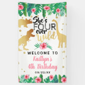 Vier Wilde Dinosaurier Mädchen 4. Geburtstag Willk Banner (Vertikal)