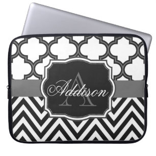 Vierblatt-Winkelzug-Monogramm Laptopschutzhülle