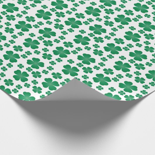 vierblättriges Kleeblatt Pattern Green Geschenkpapier (Ecke)
