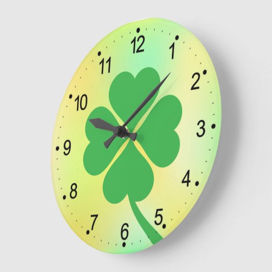 vierblättriges Kleeblatt St. Patrick's Day Design- Große Wanduhr (Winkel)