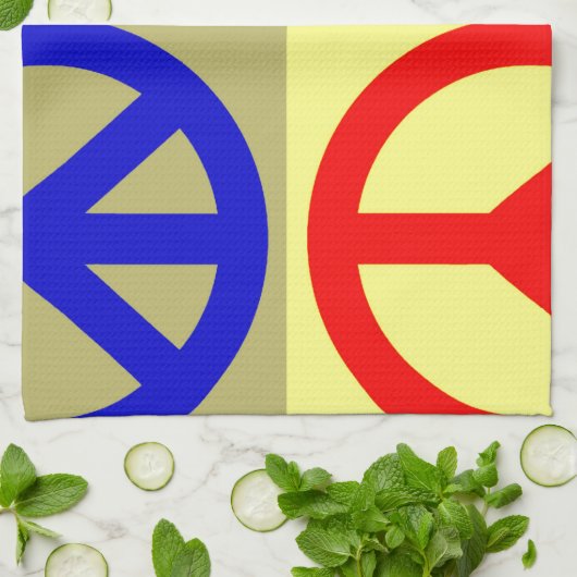 Vierfarbiger Pop Art Peace Sign Handtuch (Gefaltet)