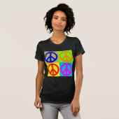 Vierfarbiger Pop Art Peace Sign T-Shirt (Vorne ganz)