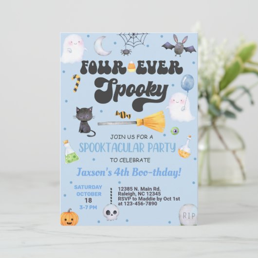 viermal gespenstischer Halloween Junge 4. Geburtst Einladung (Stehend Vorderseite)