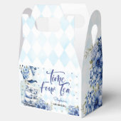 Vierter Tee, vierter Geburtstag für Kinder Geschenkschachtel (Geöffnet)