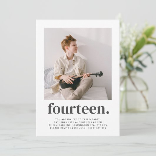 Vierzehn Square Foto Erster Geburtstag Einladung (Stehend Vorderseite)