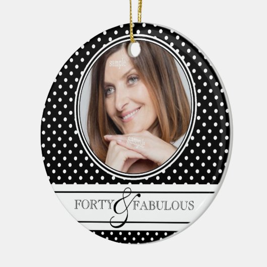 Vierzig und fabelhafte, stilvolle BW-Punkt Keramikornament (Links)