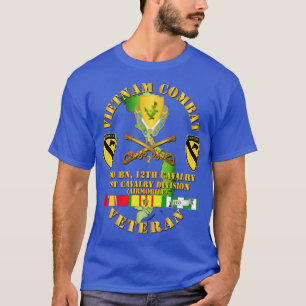 Vietnam Combat Kavallerie Veteran w 2. Bn 12. Cav  T-Shirt
