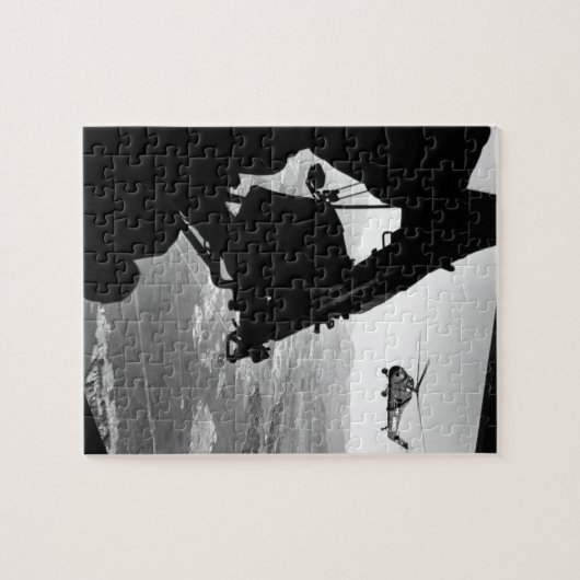 Vietnam:  Hubschrauber und Soldat näherndes targe Puzzle (Horizontal)