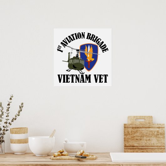 Vietnam Vet - 1st AVN BDE UH-1 Poster (Küche)