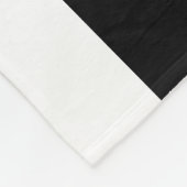 Vietnamese Chrysanthemum on the Moon Fleecedecke (Ecke)