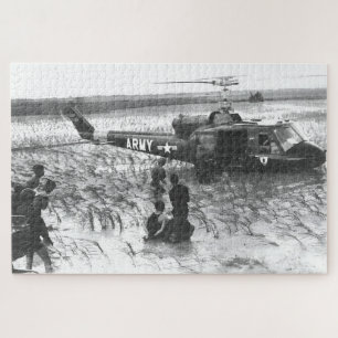 Vietnamkriegs-Ära-UH-1-Huey-Hubschrauber Puzzle