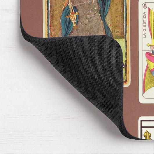 VIII Gerechtigkeit, sieben Tarotkarten Mousepad (Ecke)