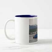 Viking-Forscher, Schleppnetzfischer im Zweifarbige Tasse (Links)