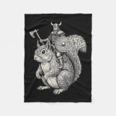Viking Riding Squirrel Funny Warrior Art Fleecedecke (Vorderseite)