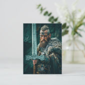 Viking Warrior in Authentic Attire Postkarte (Stehend Vorderseite)