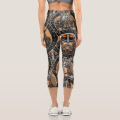 Viking Warriors: Vintages Muster Capri Leggings (Rückseite)