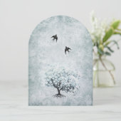 Viktorianisch Love Bird Blue Damask Herzleaf Tree Einladung (Stehend Vorderseite)