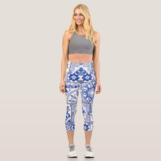 Viktorianisch Majolica: Patchwork Fliesenmuster. Capri Leggings (Vorderseite)