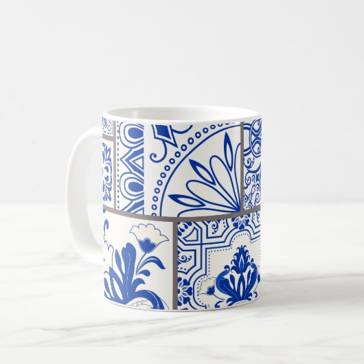 Viktorianisch Majolica: Patchwork Fliesenmuster. Kaffeetasse (Vorderseite Links)