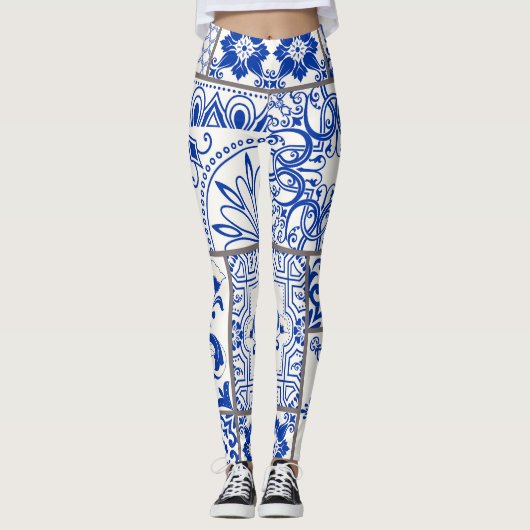 Viktorianisch Majolica: Patchwork Fliesenmuster. Leggings (Vorderseite)