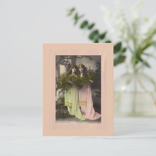 Viktorianische Damen mit Blume im Friedhof Postkarte (Stehend Vorderseite)