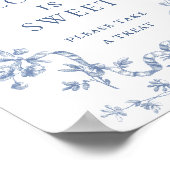 Viktorianische Dusty Blue French Garden Liebe ist  Poster (Ecke)