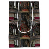 Viktorianische Gotische Spuk Dollshouse mit Dollar Mittlere Geschenktüte (Rückseite)