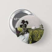 Viktorianische Mädchen-Tee-Zeit mit dem Kitty Button (Vorne & Hinten)