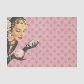 Viktorianische Stilfrauen, die Schönheitsartikel h Seidenpapier