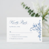 Viktorianische Verzierte Grace Floral Dusty Blue W RSVP Karte (Stehend Vorderseite)