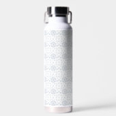 Viktorianischer blauer Toile-Wiederholungsmonogram Trinkflasche (Vorne)