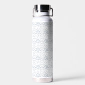 Viktorianischer blauer Toile-Wiederholungsmonogram Trinkflasche (Rückseite)