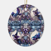 Viktorianisches Aviar: Ein Lila Kindergarten Keramik Ornament (Links)