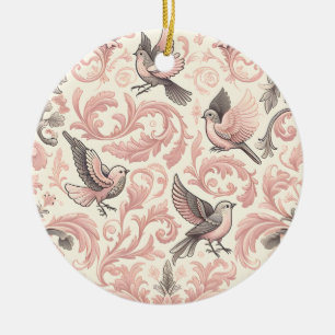 Viktorianisches Aviar: Ein rosa, pastellfarbener G Keramik Ornament