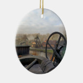 VIKTORIANISCHES ENGLAND KERAMIKORNAMENT (Rechts)