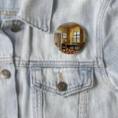 Viktorianisches gelbes Zimmer mit Fenster Button (Beispiel)