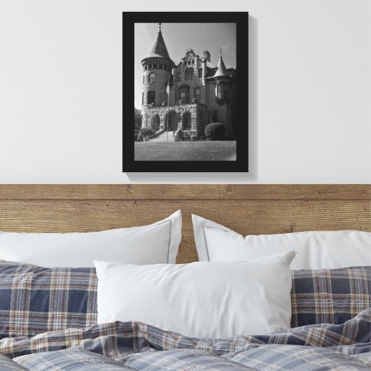 Viktorianisches Herrenhaus Leinwanddruck (Insitu (Schlafzimmer))