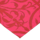 Viktorianisches rotes Motiv Tischdecke (Schrägansicht)