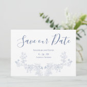 Viktorianisches sanftes blaues Blumen-Save-the-Dat Save The Date (Stehend Vorderseite)