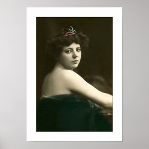 viktorianisches Tiara-Netzkleid Poster