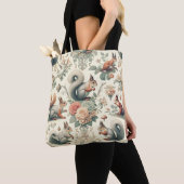 Viktorianisches Wald Eichhörnchen Tapestry Tasche (Von Nahem)