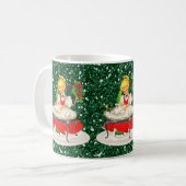 Viktorianisches Weihnachtsmädchen schreibt grüner  Kaffeetasse (Vorderseite Links)