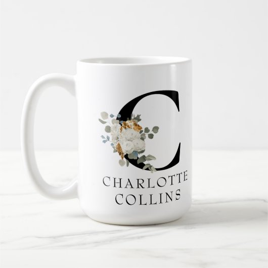 Viktorianisches weißes florales Monogramm C mit Na Kaffeetasse (Links)