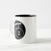 Village Admin Black Abzeichen Zweifarbige Tasse (Vorderseite Links)