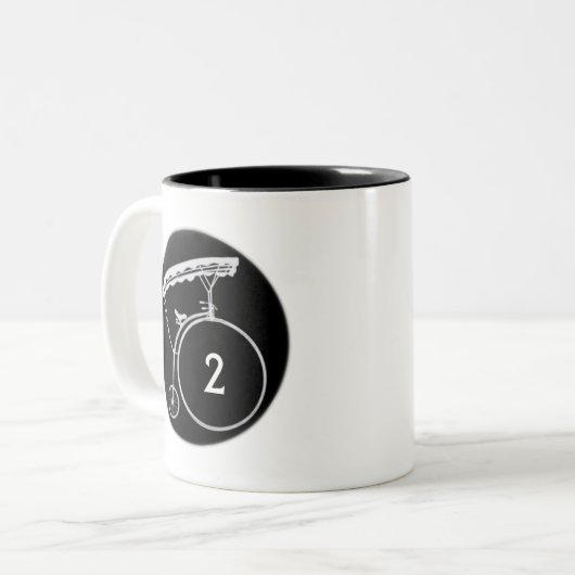 Village Admin Black Abzeichen Zweifarbige Tasse (Vorderseite Links)
